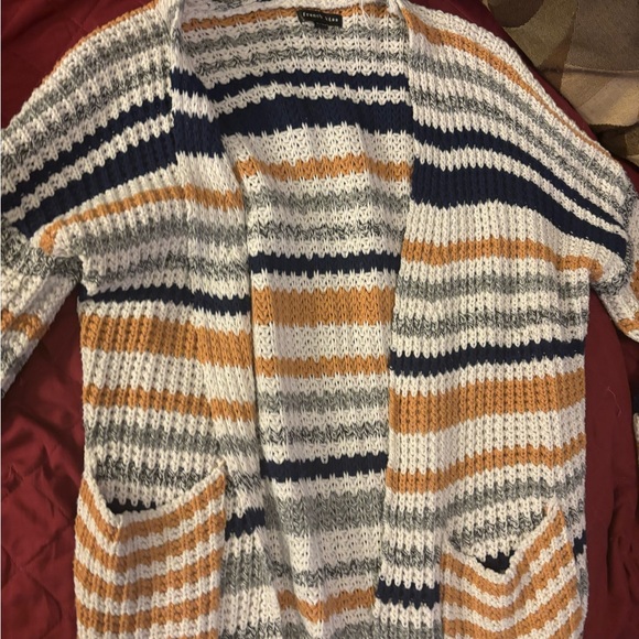 Long knitted cardigan with stripes - Picture 3 of 4